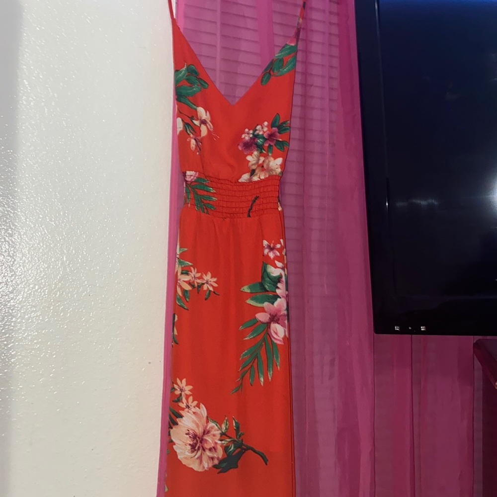 leg slit floral sundress